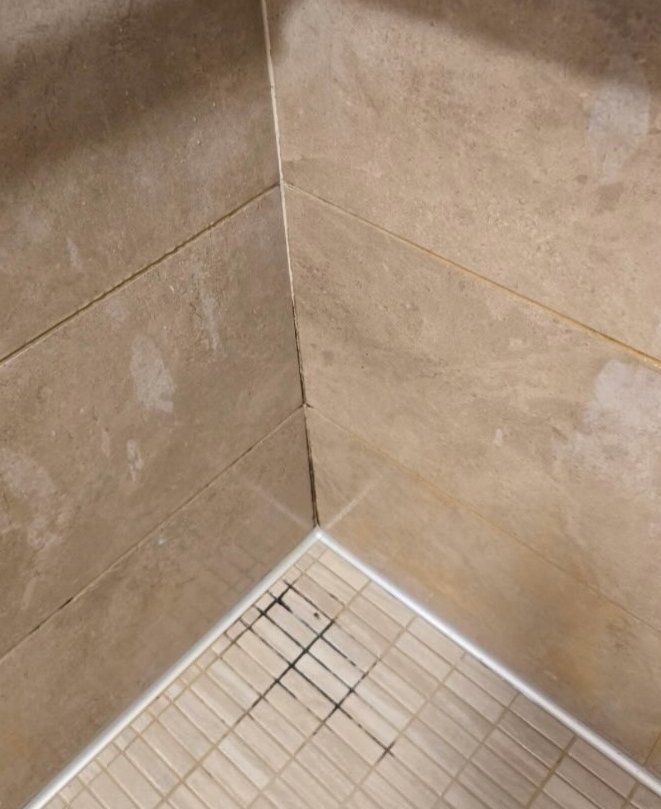Shower corner, before